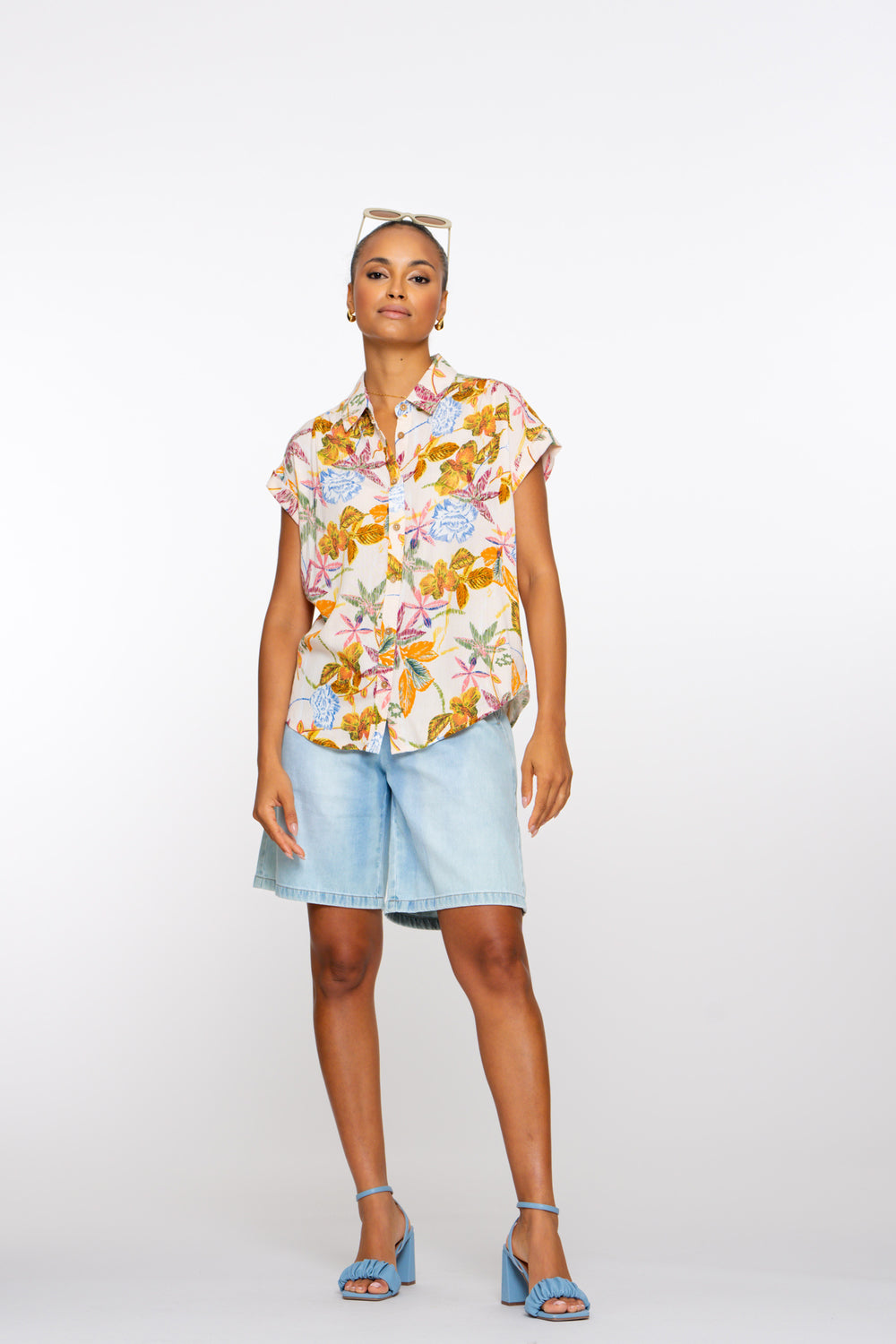 Geisha dames bleached denim short