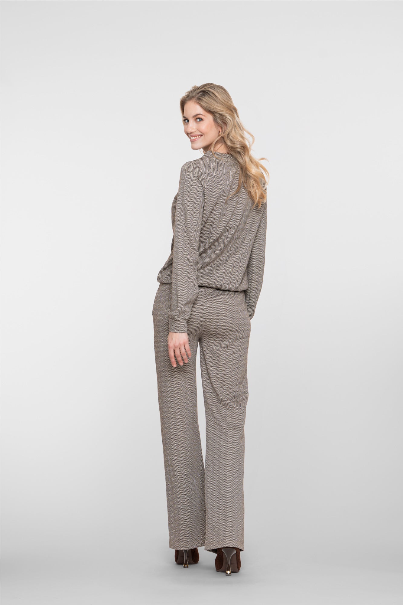 Geisha dames flared broek met zigzagpatroon