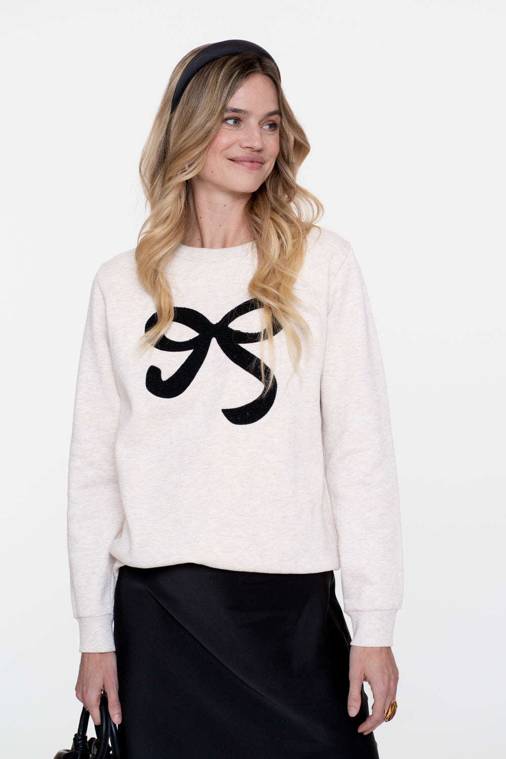 Geisha dames sweater met strik chestprint