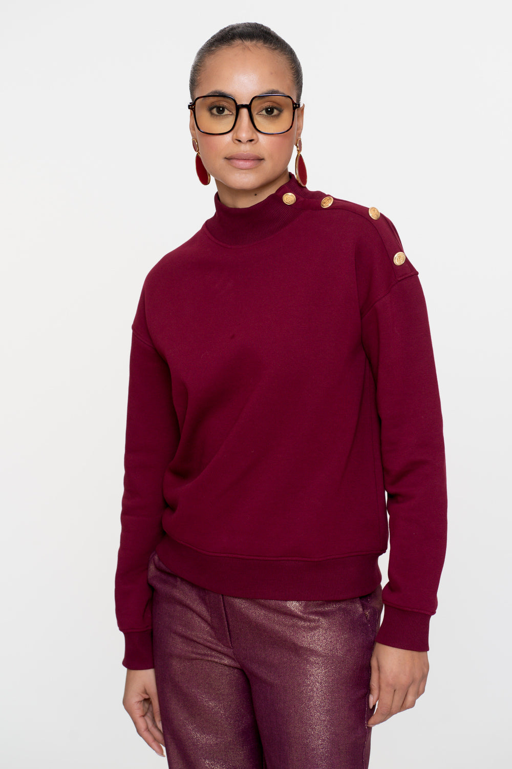 Geisha dames burgundy trui met gouden buttons