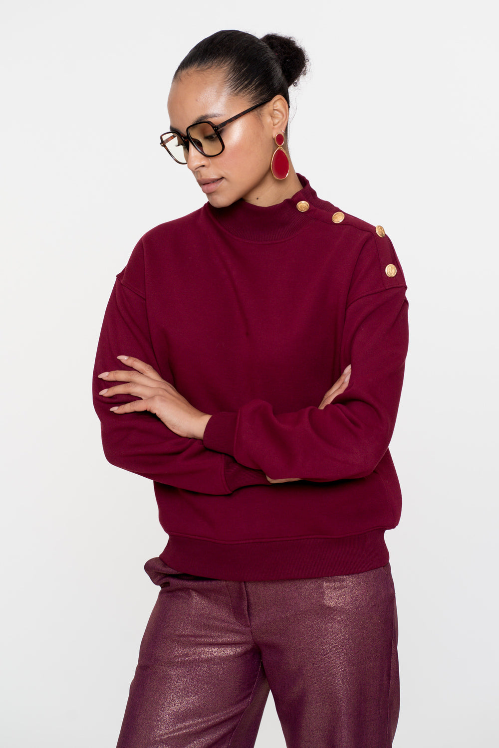 Geisha dames burgundy trui met gouden buttons