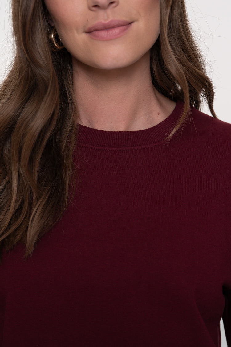 Geisha dames trui met ronde hals en subtiele pareldetails