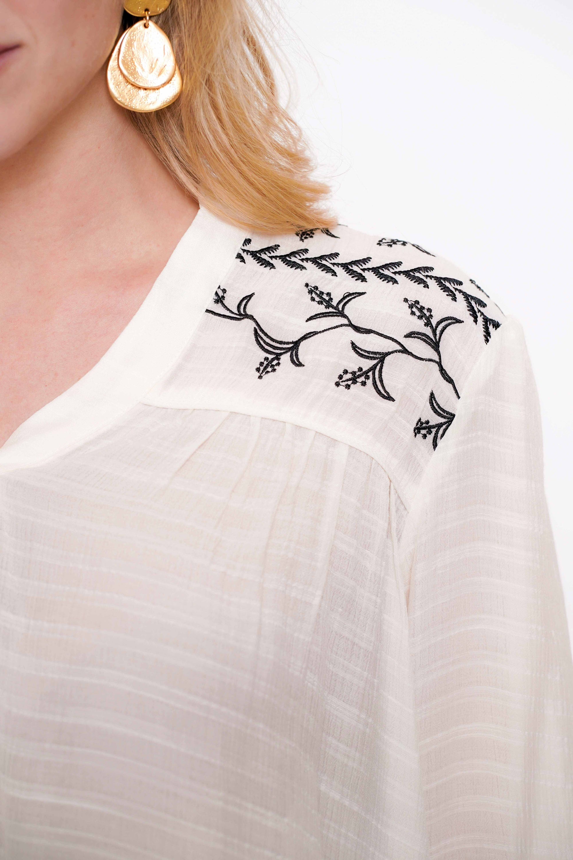 Geisha dames top met broderie anglaise