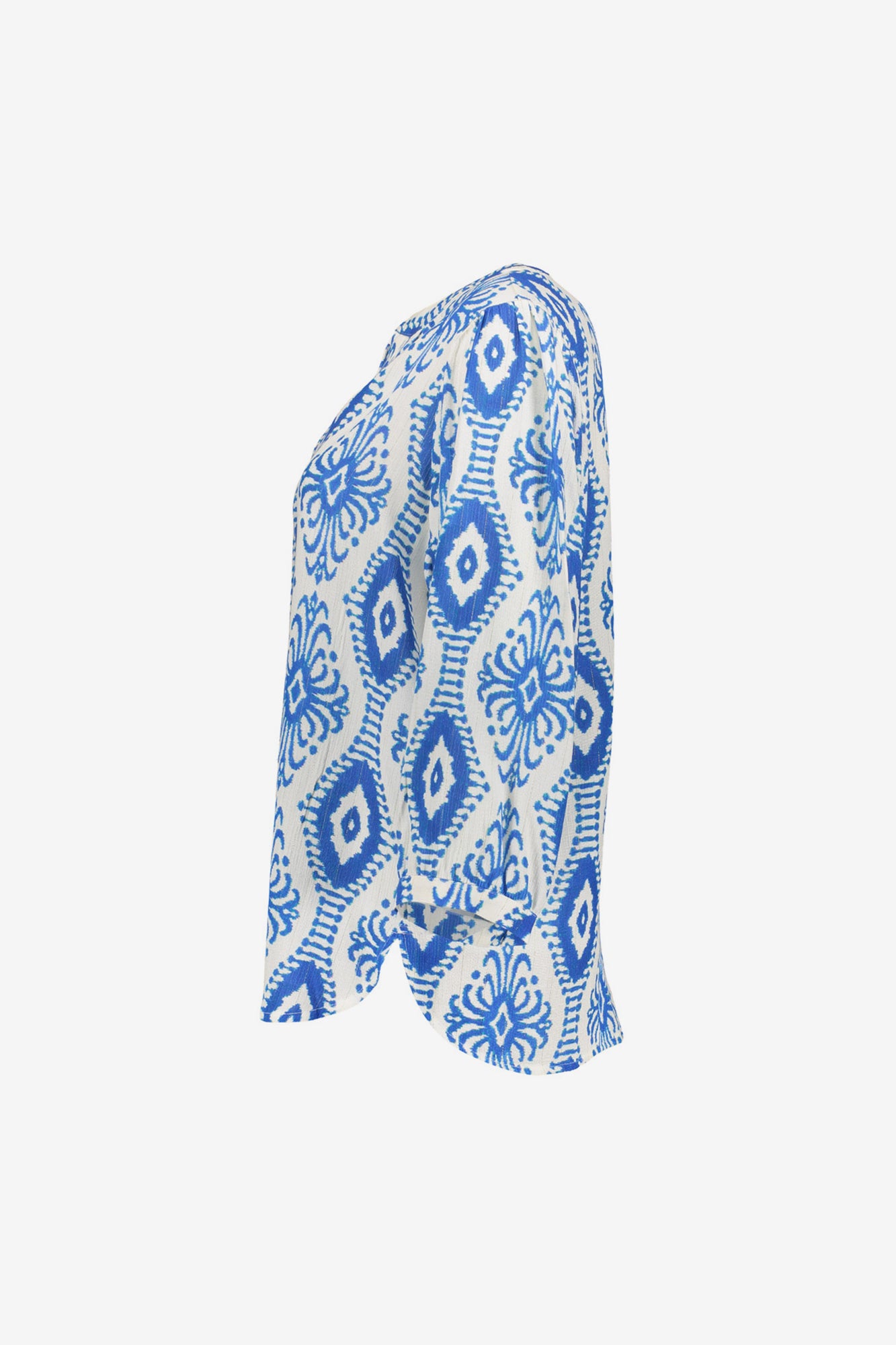Geisha dames top met V-hals en sierlijke Ikat print