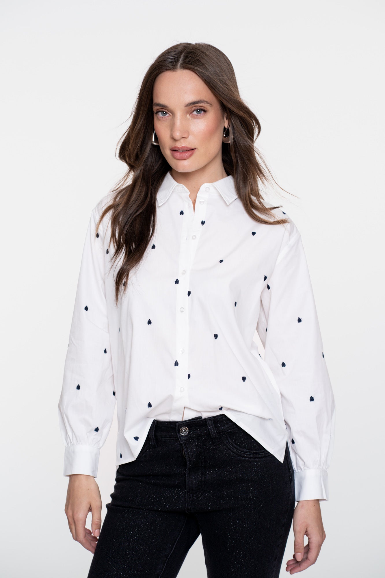 Geisha dames heart embroidery blouse