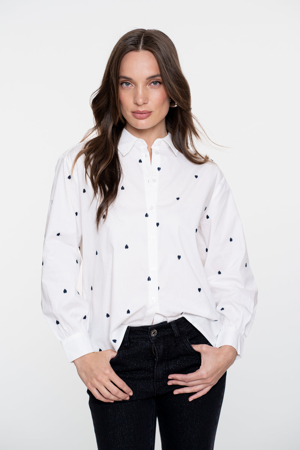 Geisha dames heart embroidery blouse