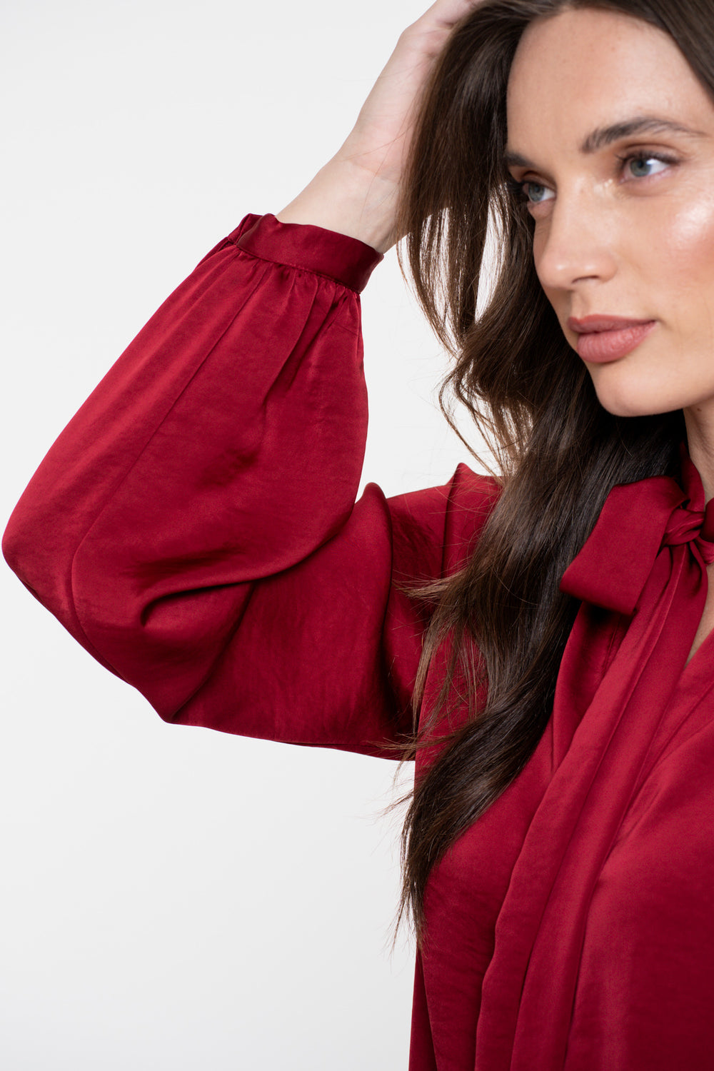 Geisha dames satin look blouse met strikdetail