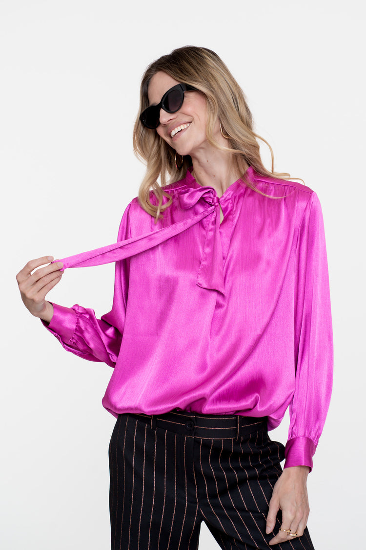 Geisha dames satin look top met strikdetail