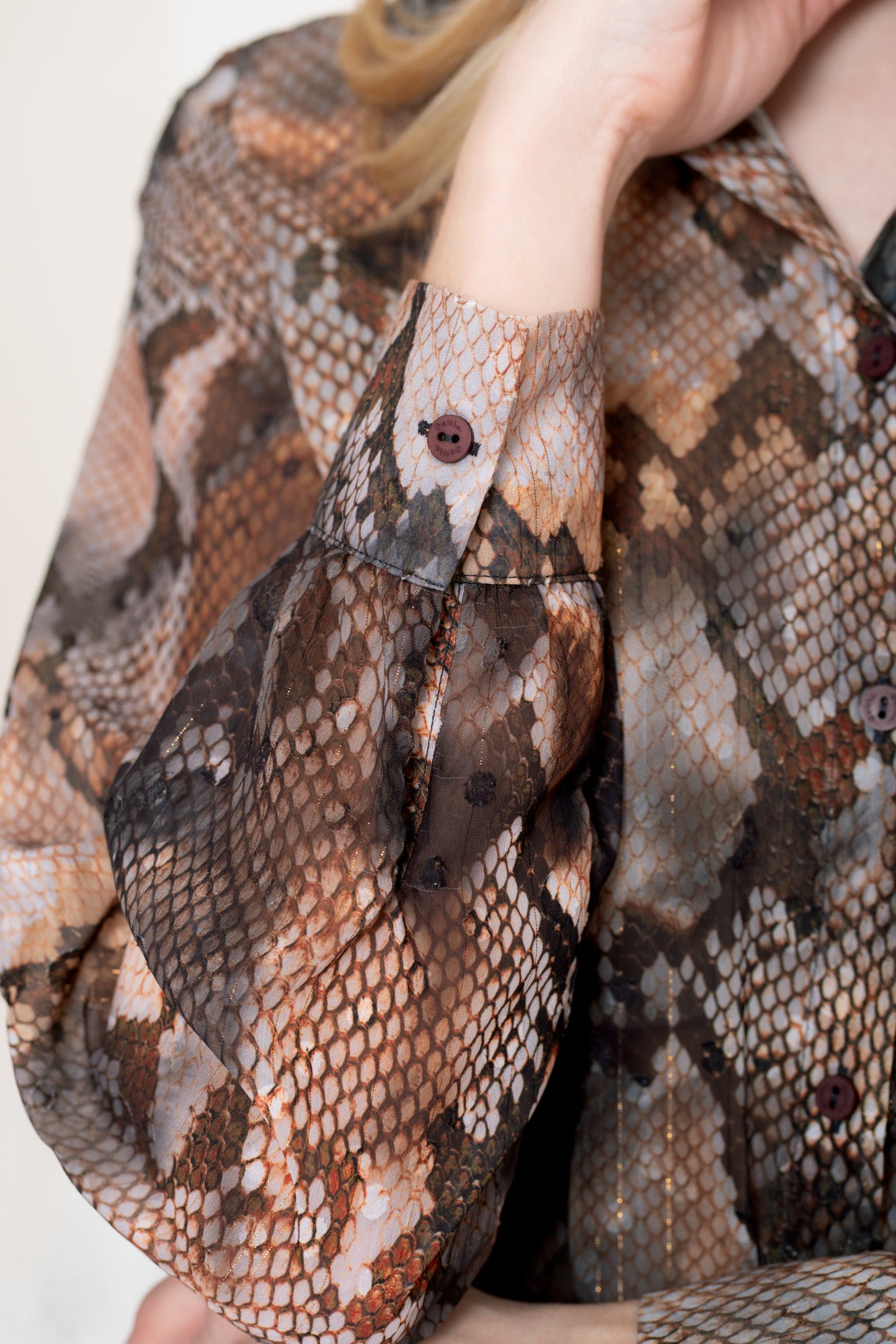 Geisha dames blouse met slangenprint en lurex