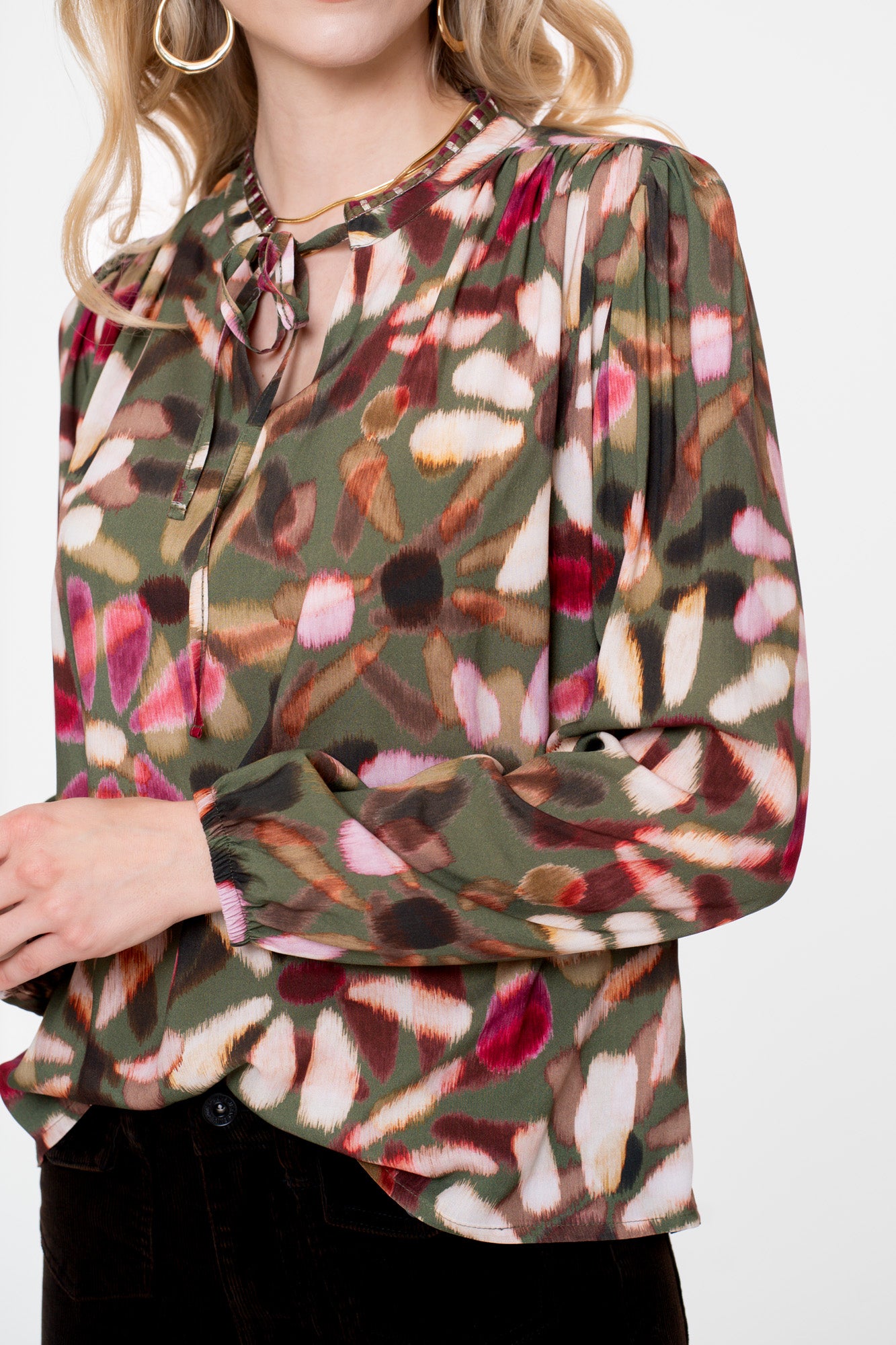 Geisha dames top met sierkoord en ecolineprint