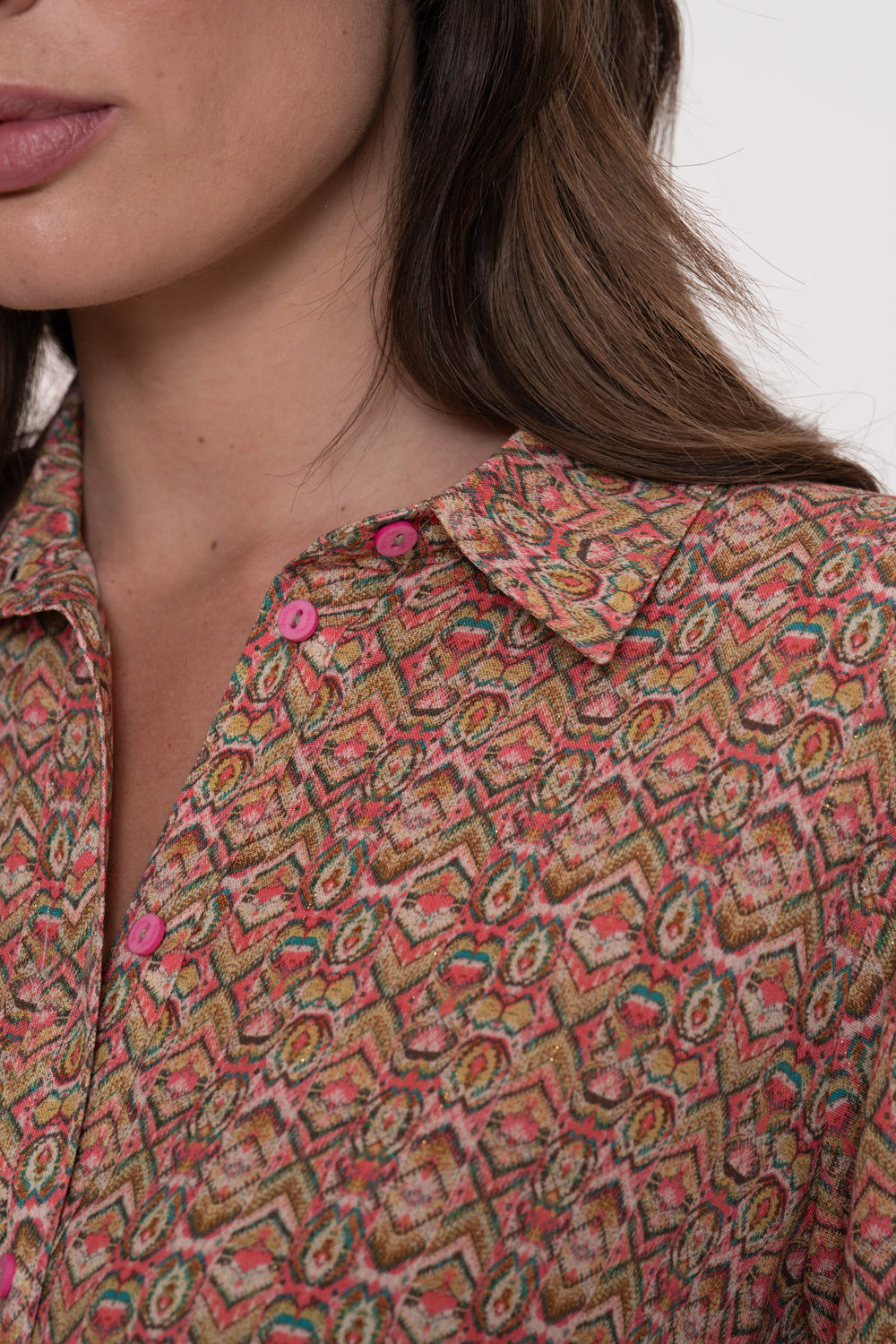 Geisha dames blouse met kleurrijke dessin