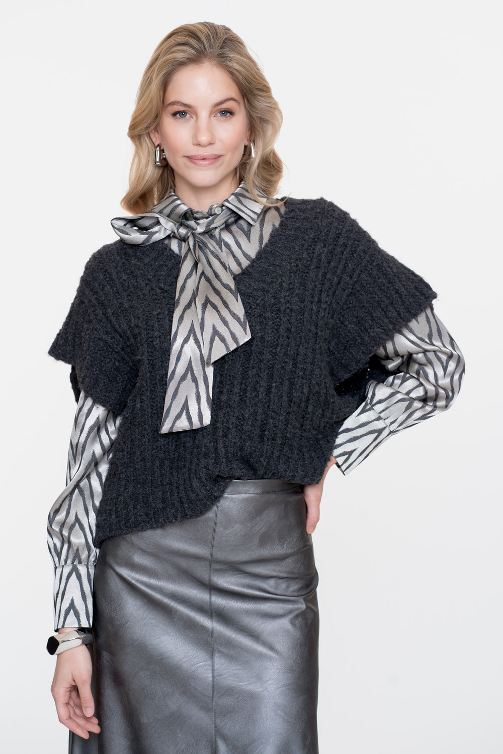 Geisha dames oversized spencer met V-hals