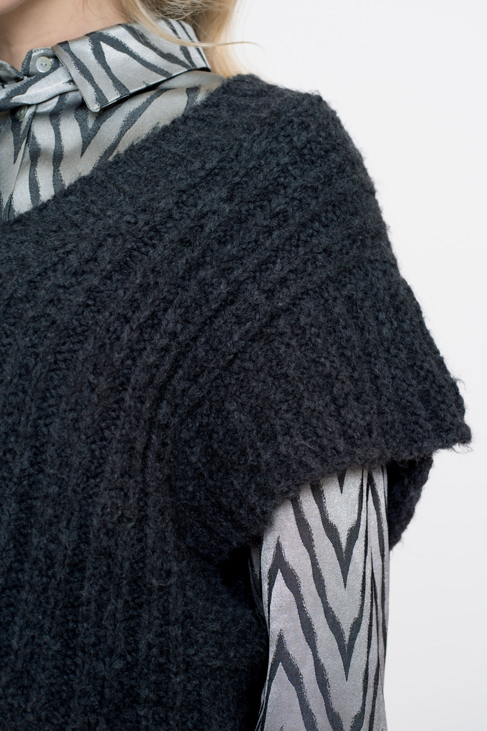 Geisha dames oversized spencer met V-hals