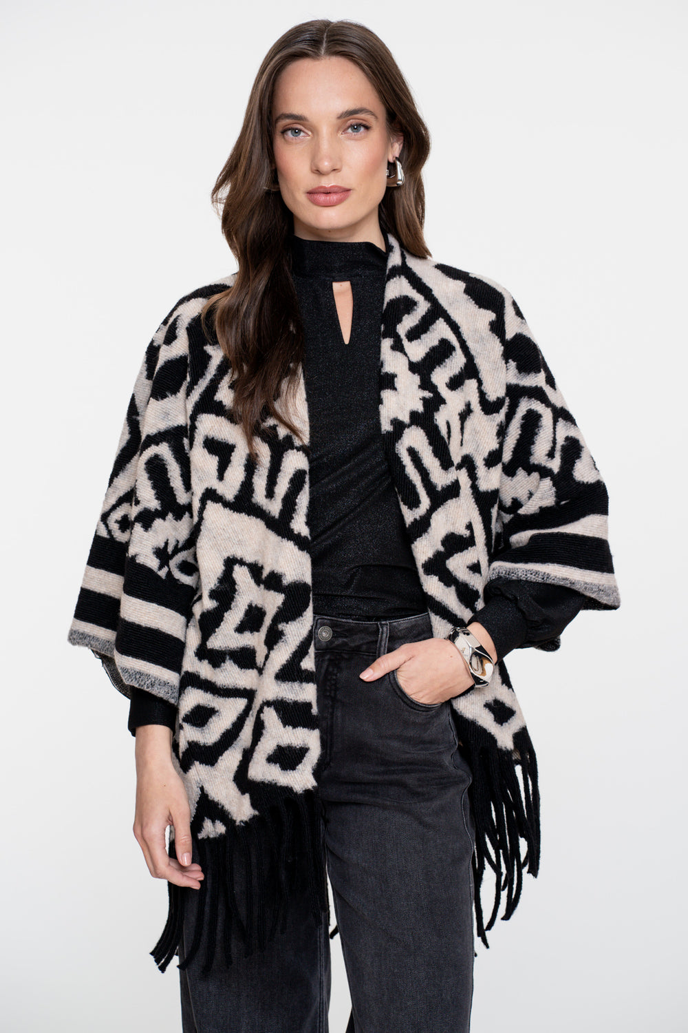 Geisha dames jacquard poncho met franjes