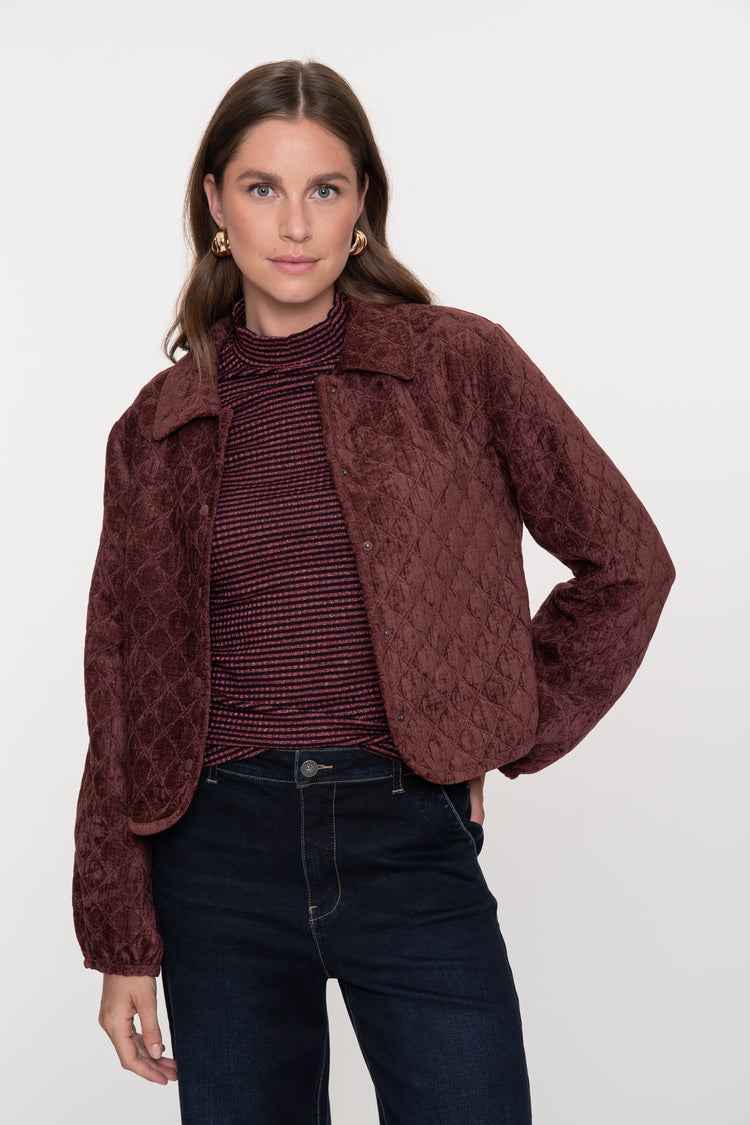 Geisha dames velvet quilted jacket in burgundy
