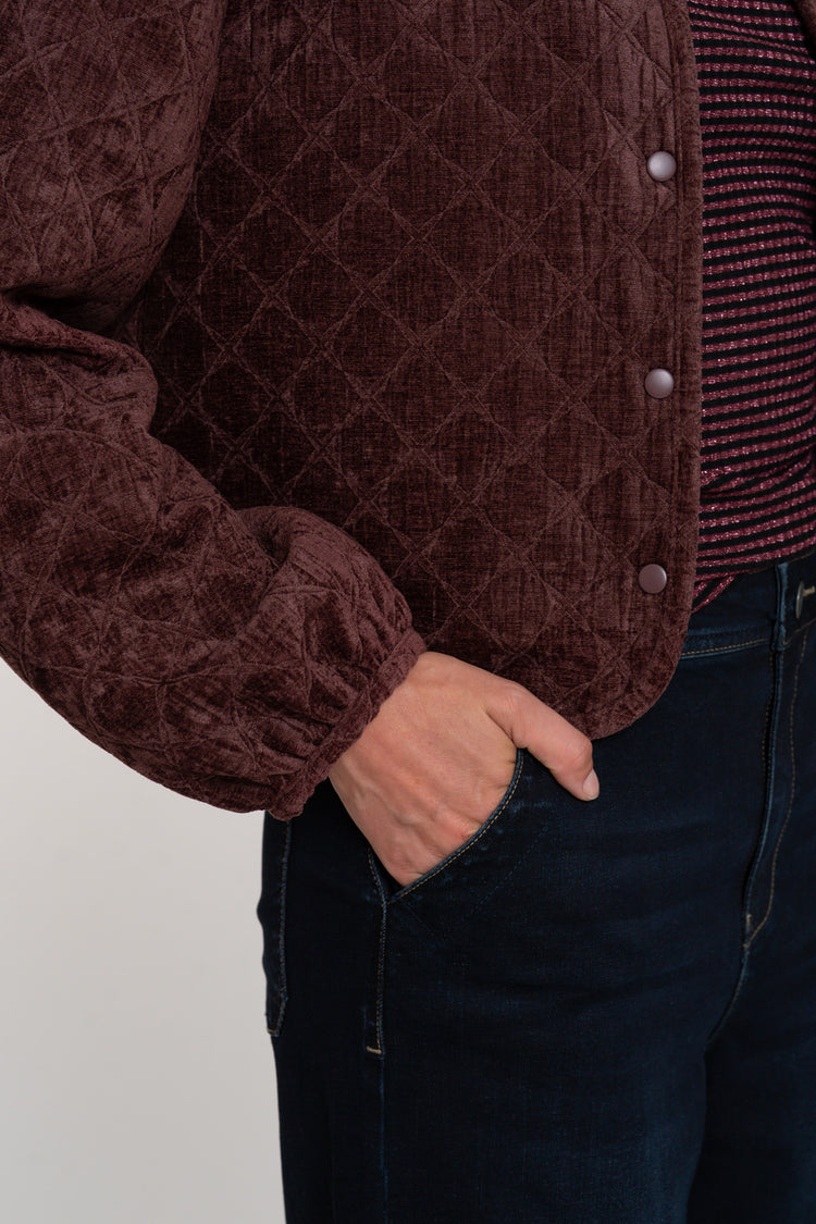 Geisha dames velvet quilted jacket in burgundy