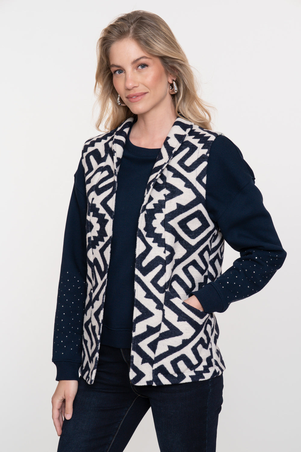 Geisha dames modern layering gilet in zwart-wit
