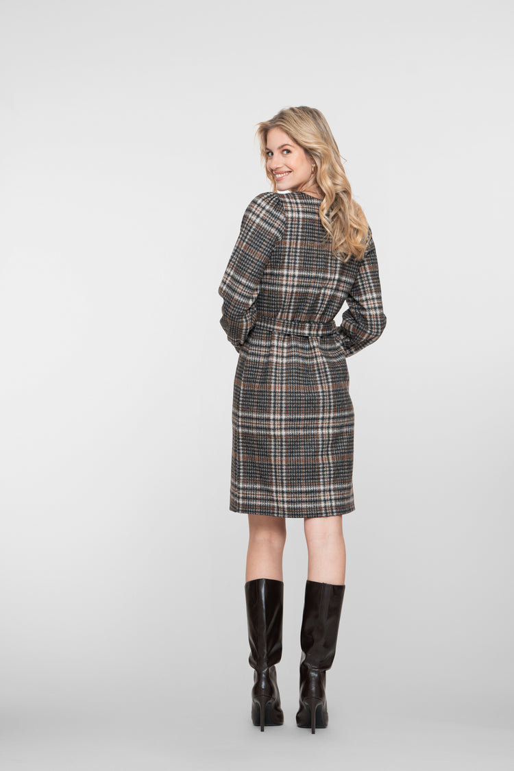 Geisha dames jurk met V-hals en checkered dessin