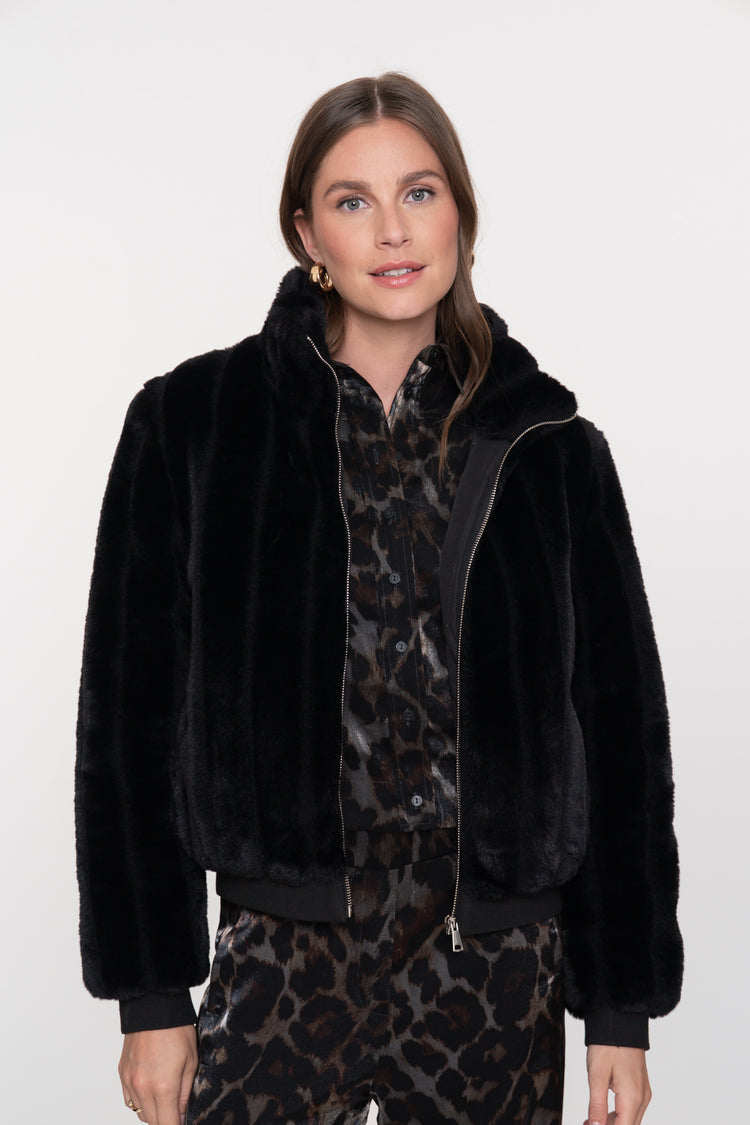 Geisha dames short faux fur jas