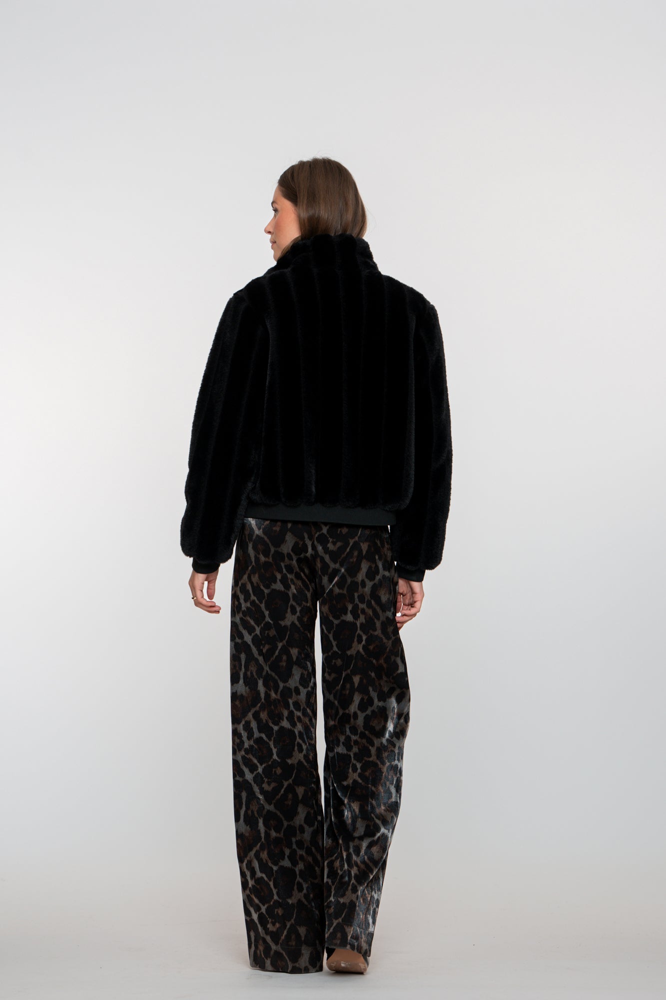 Geisha dames short faux fur jas