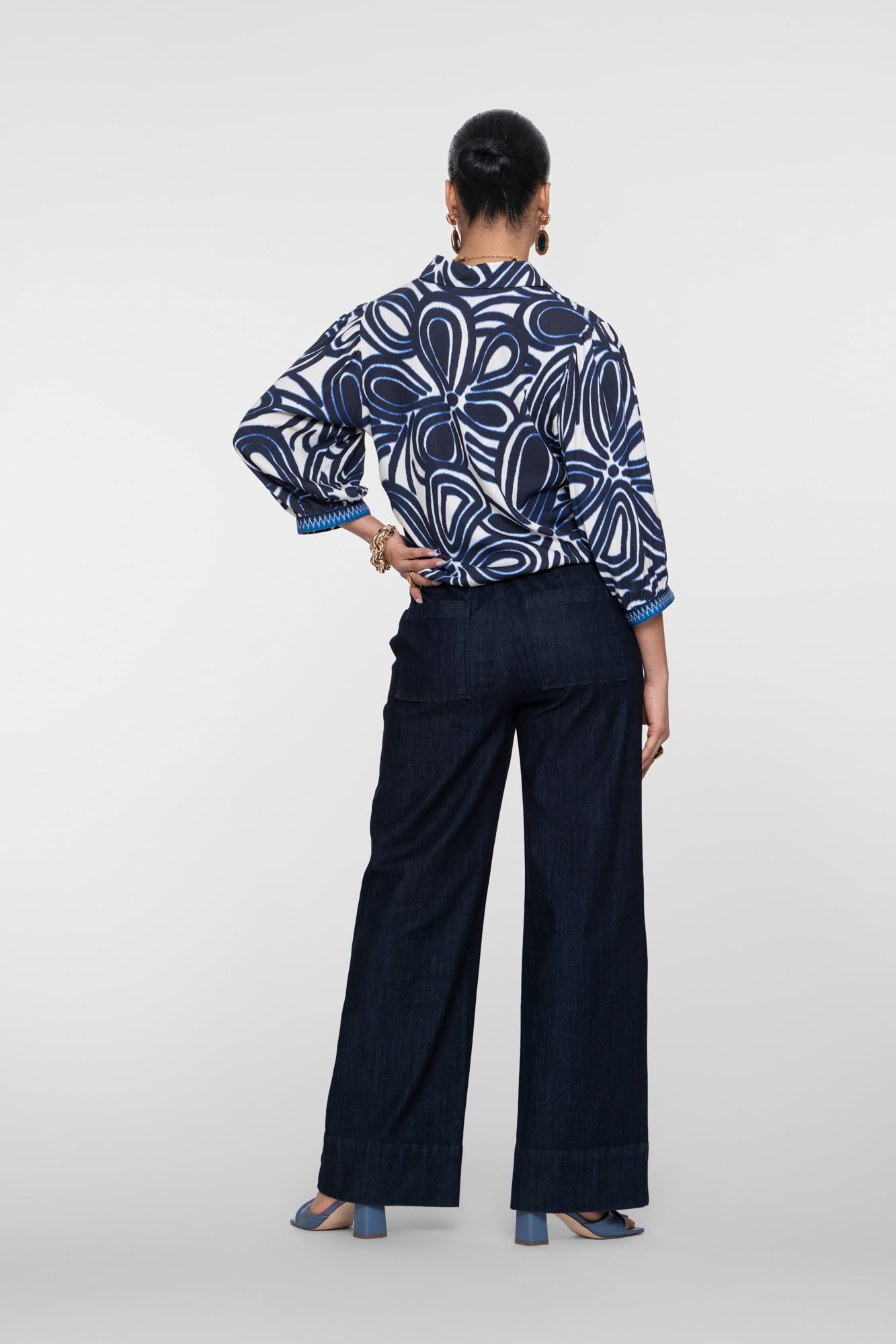 Geisha donkerblauwe wide leg jeans met strikdetail