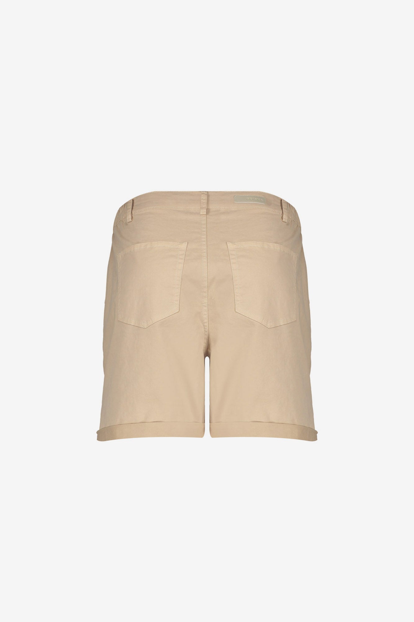 Geisha straight fit short