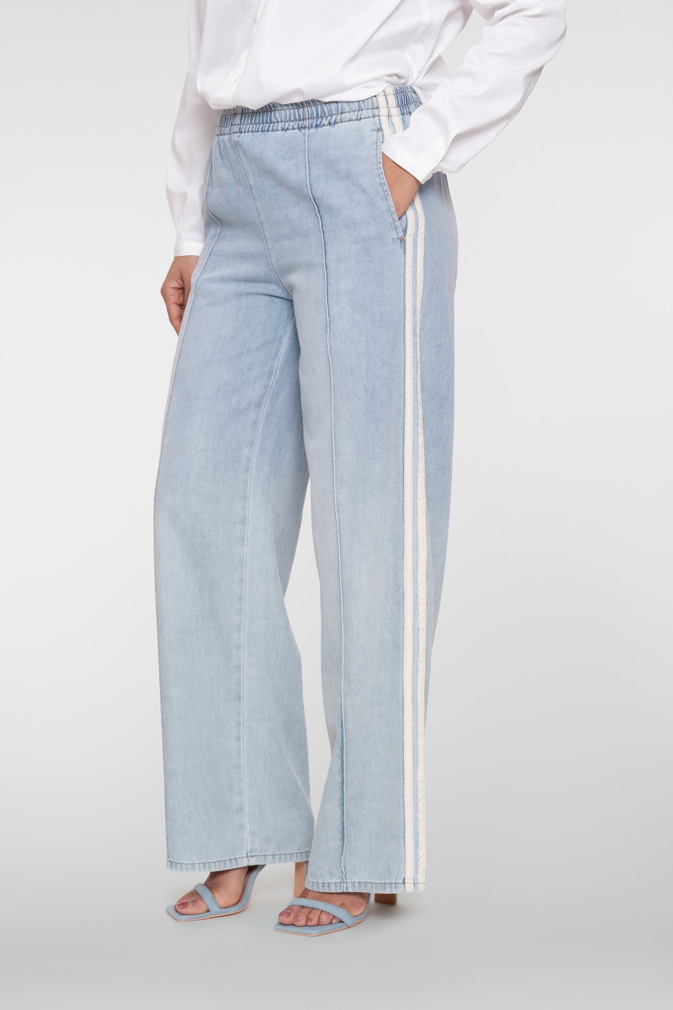 Geisha relaxed jeans met sportieve zijstrepen