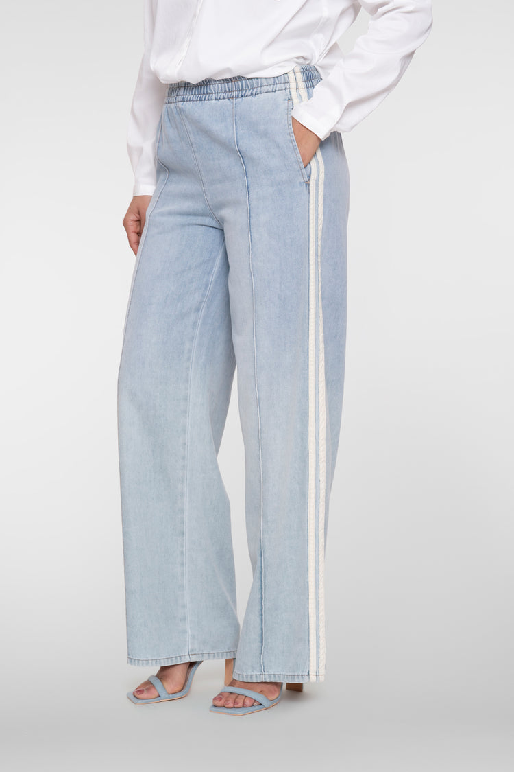 Geisha relaxed jeans met sportieve zijstrepen