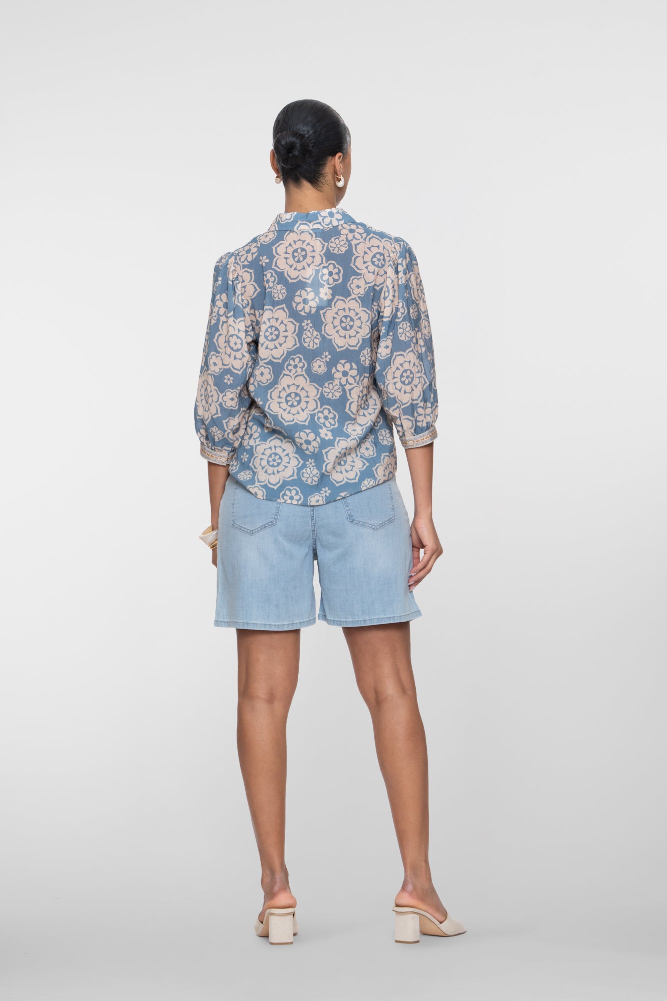 Geisha denim short met strikceintuur