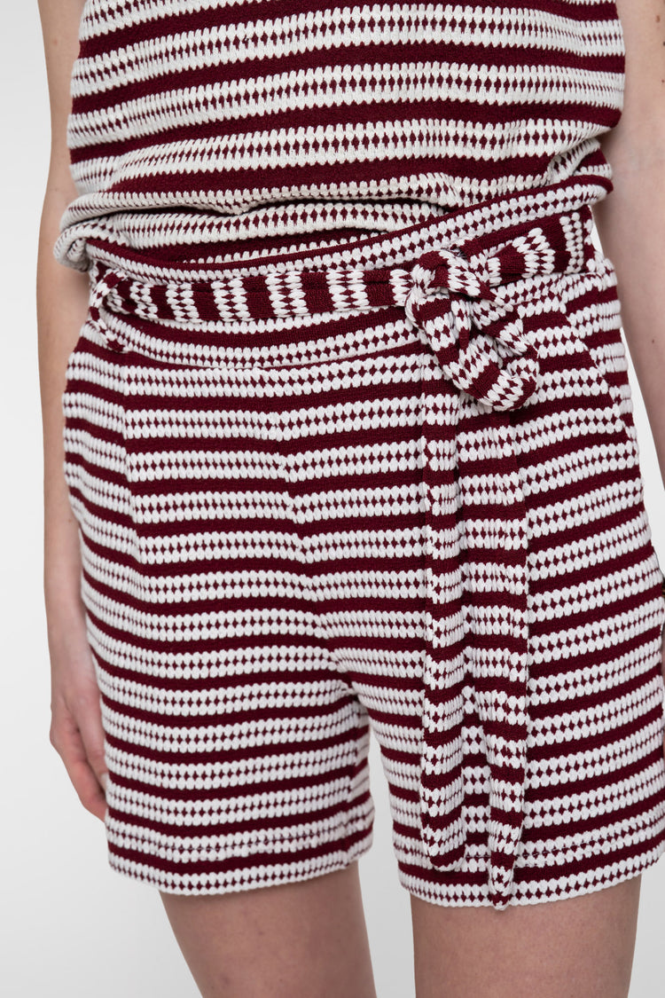 Geisha short met streepdessin en strikceintuur