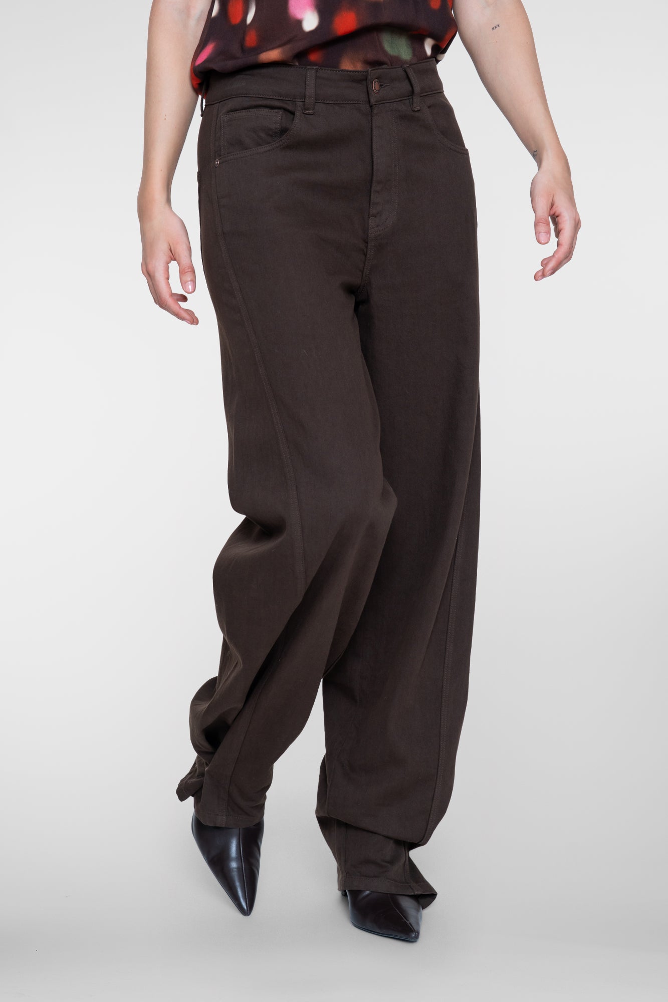 Geisha straight fit jeans met subtiel balloon detail