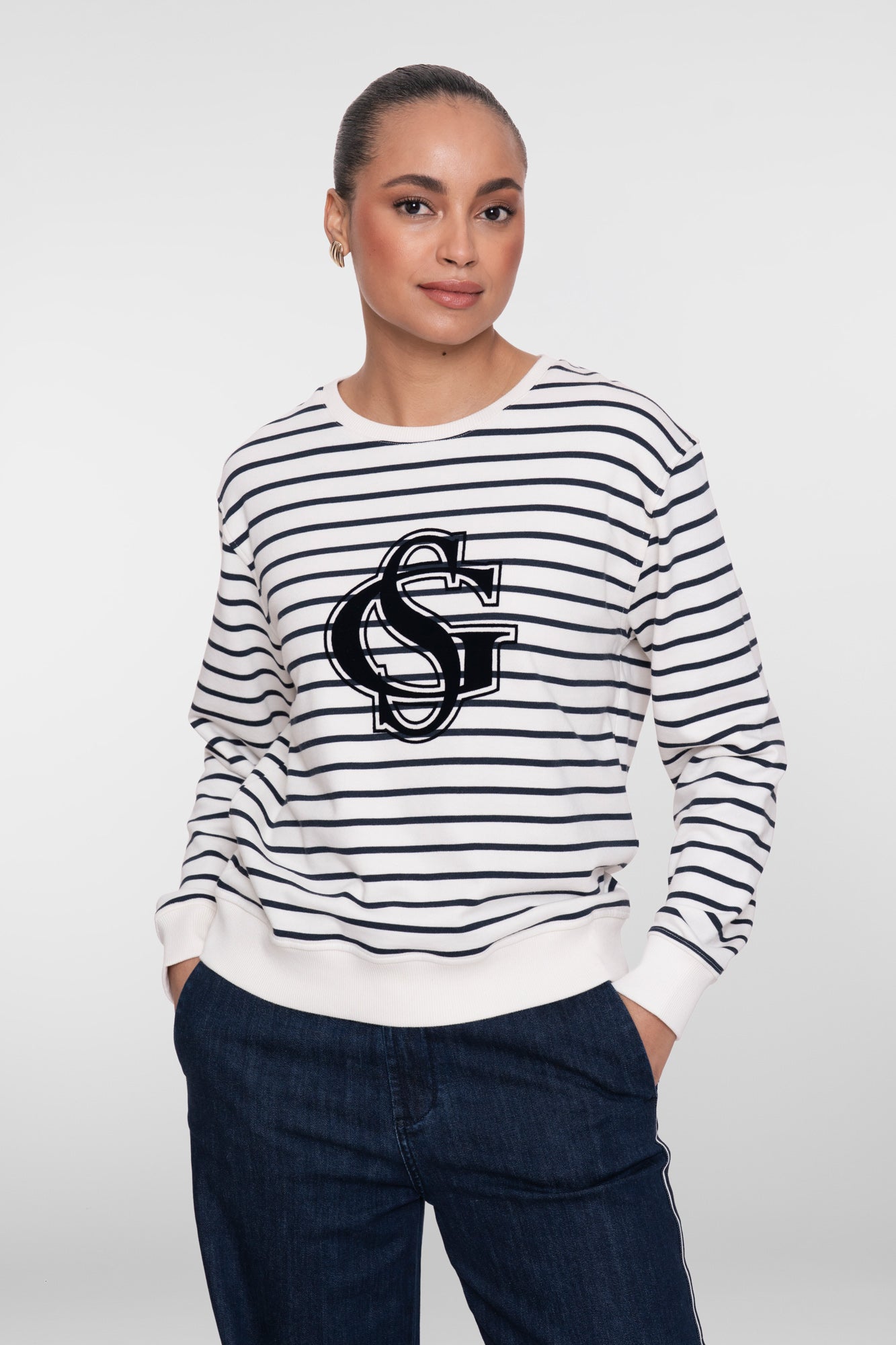 Geisha sweater met strepen en logo