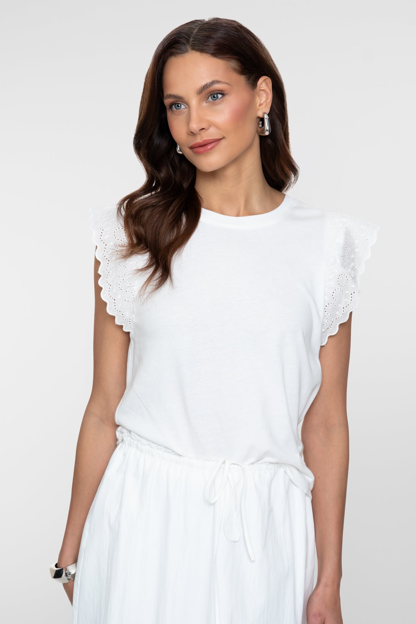 Geisha T-shirt  met sierlijke broderie mouwen