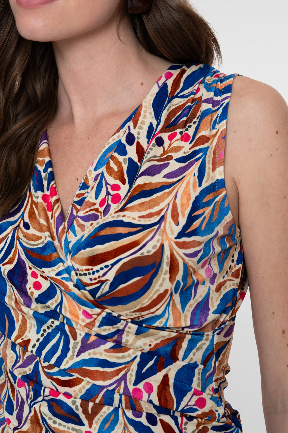 Geisha top met overslaghals en grafische print