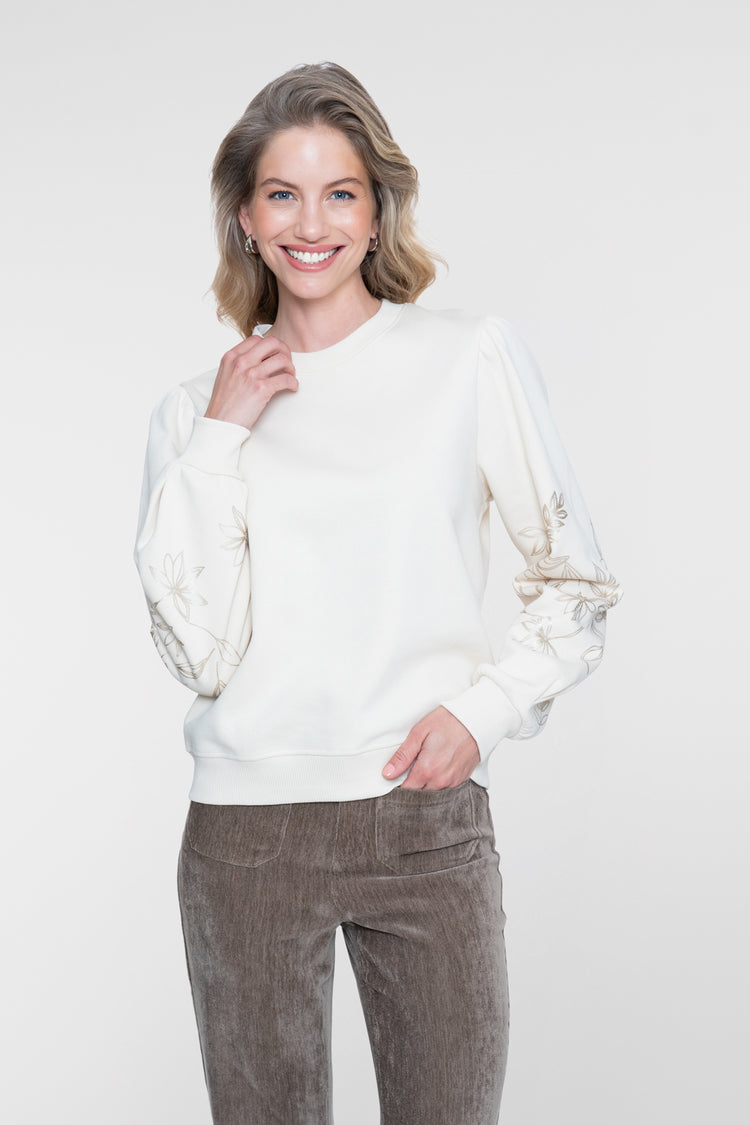 Geisha sweater met geborduurde bloemenmouwen