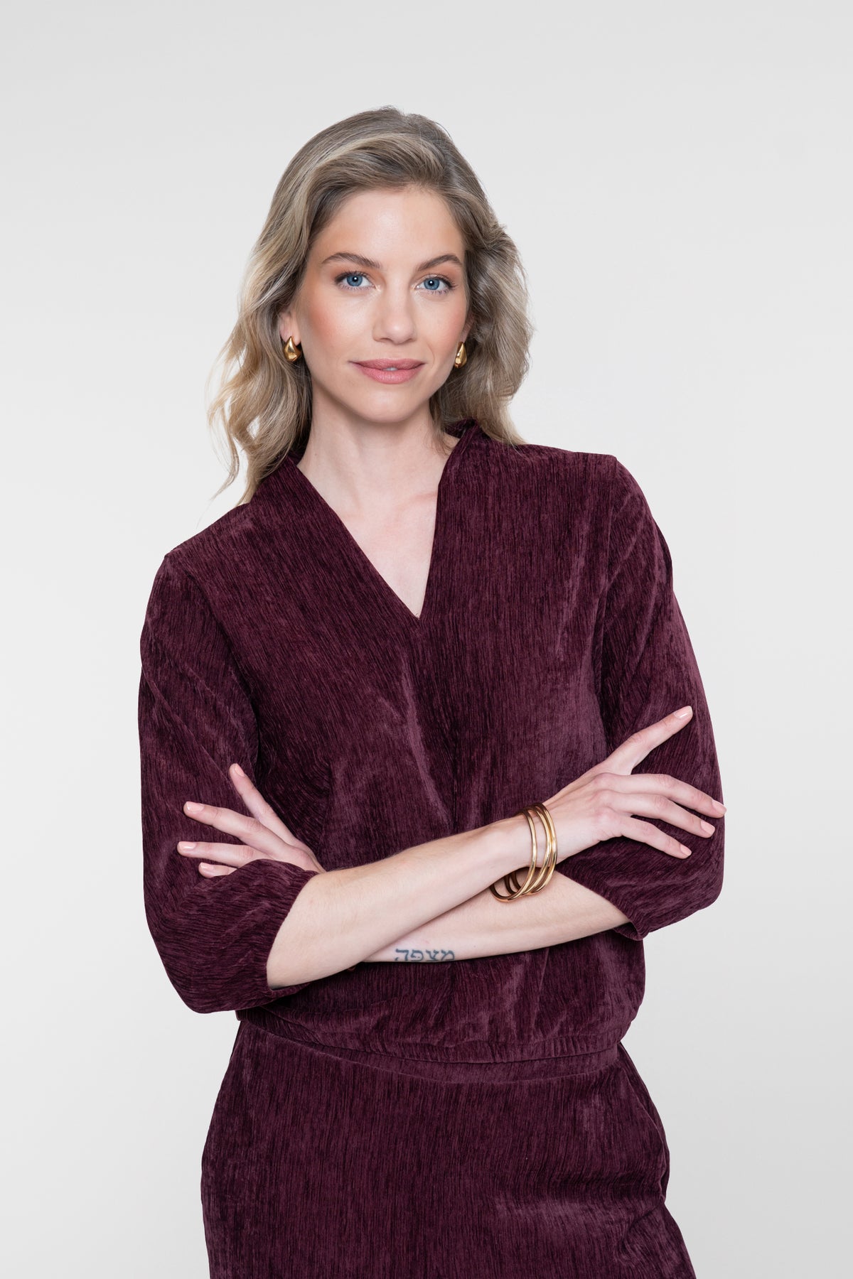 Geisha veloursachtige top met V-snit en 3/4 mouwen