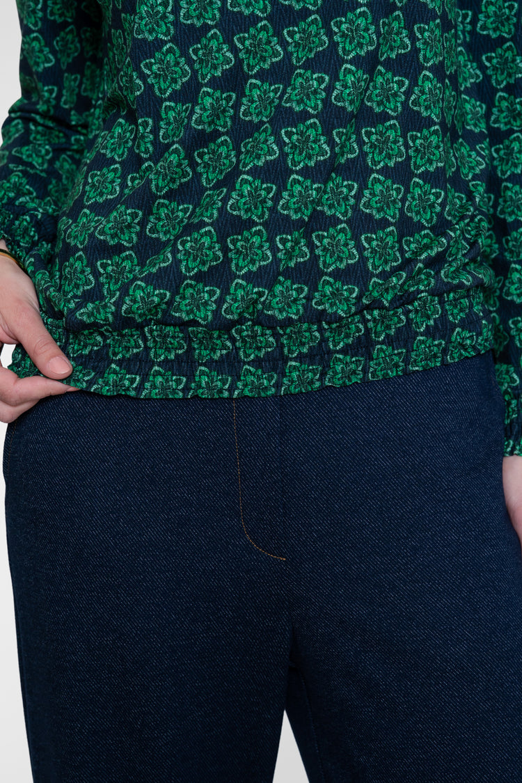 Geisha top met bloemenprint en geruchde details