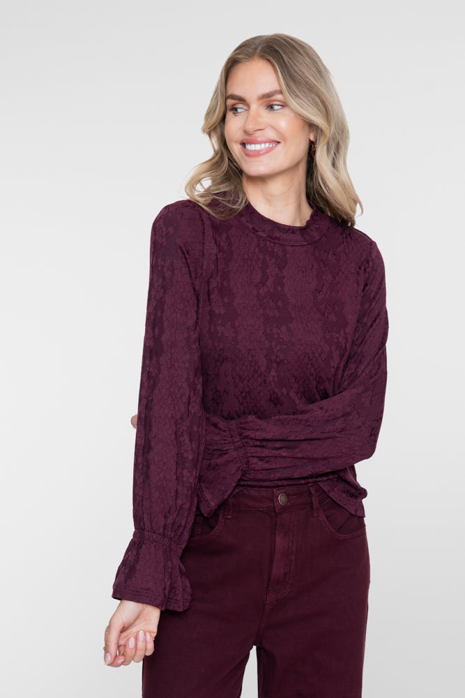 Geisha top met slangenprint en ruffle mouwen