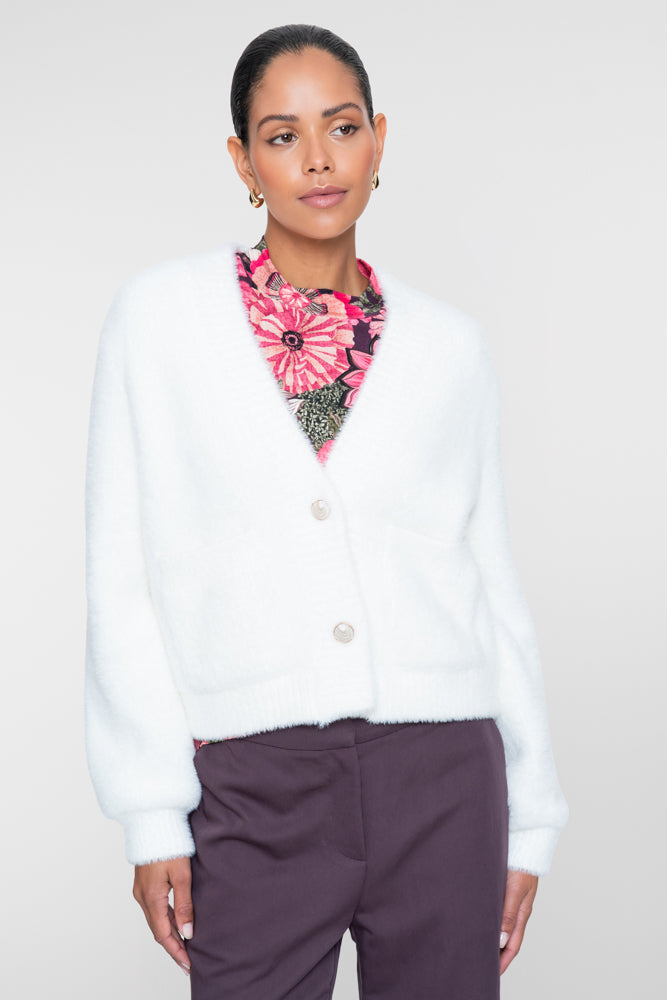 Geisha bloementop met smockdetail en opstaande hals – Shop de look