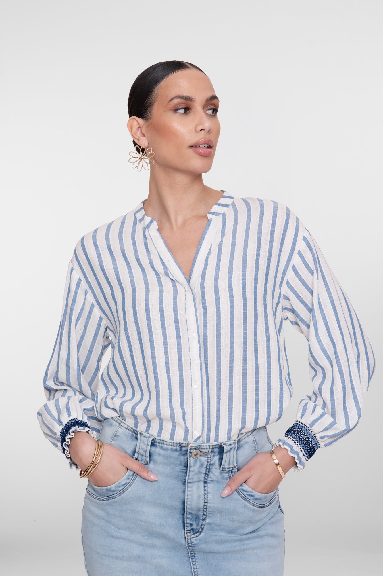 Geisha gestreepte blouse met sierlijke cuffs