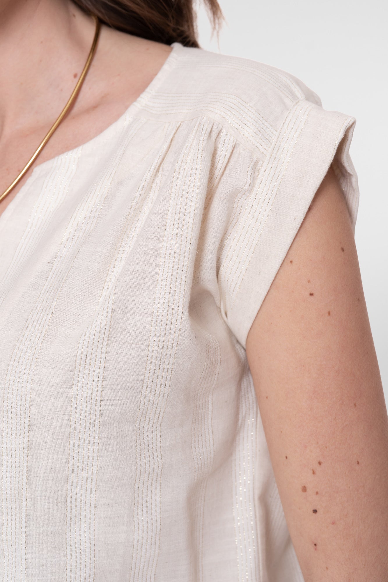 Geisha blouse met sierlijke striksluiting en lurex