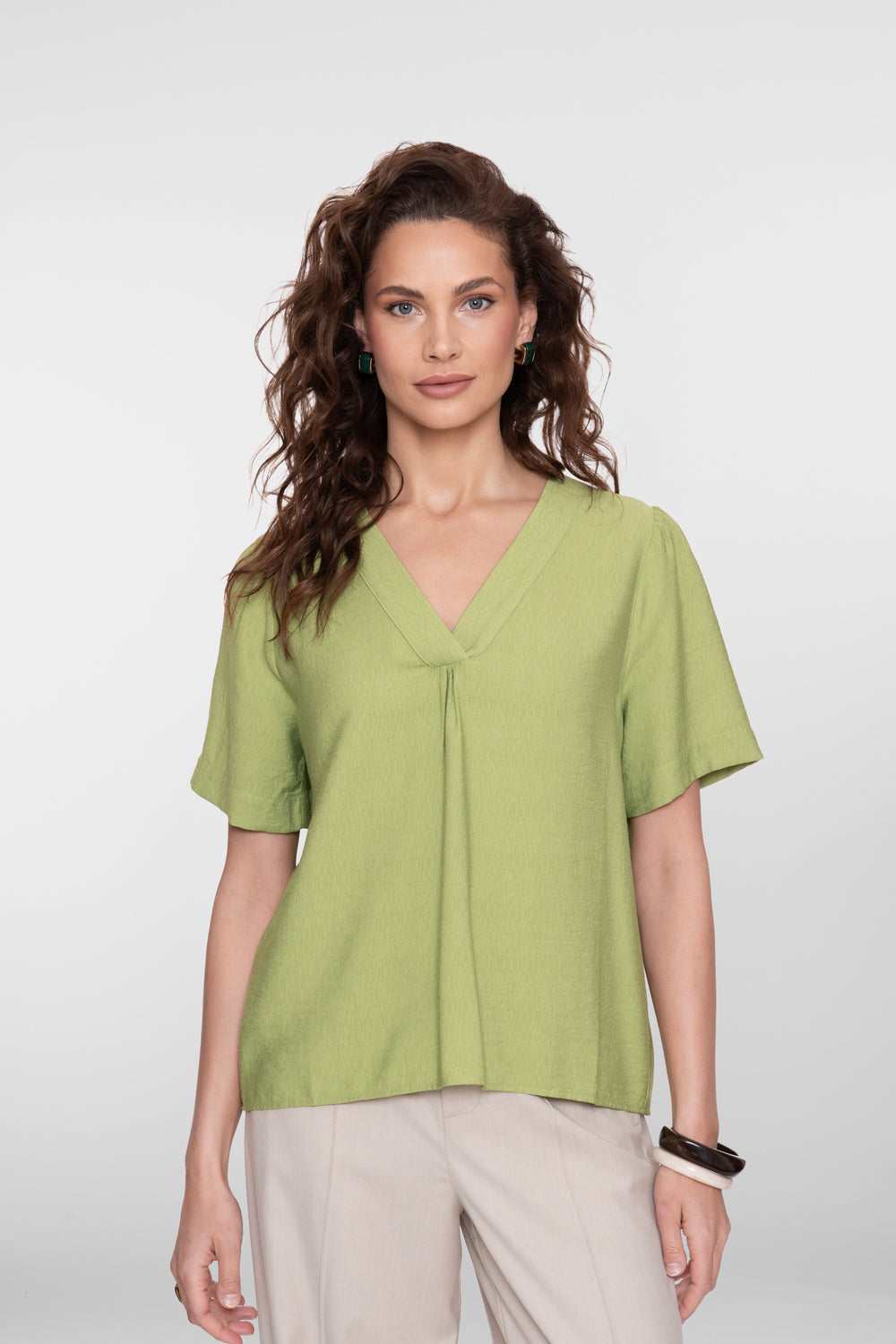 Geisha top met V-hals en korte mouwen