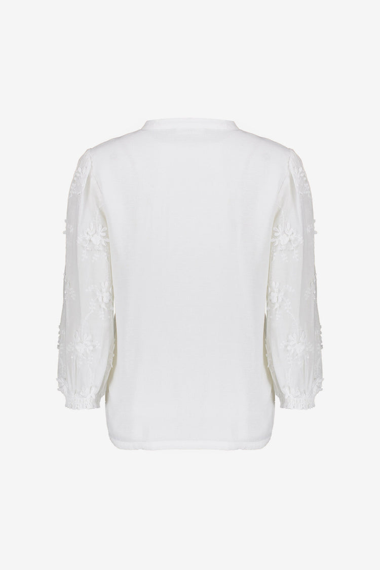 Geisha blouse met geborduurde bloemendessin en 3/4 mouwen