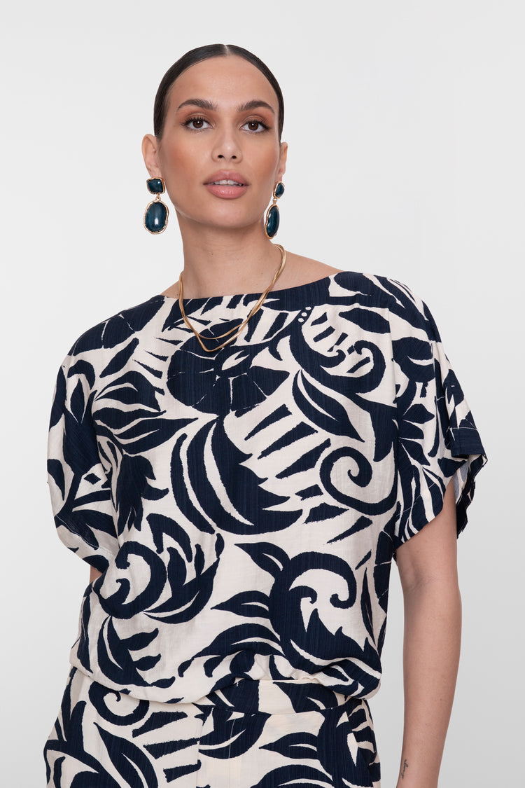 Geisha top met sierlijk bloemdessin