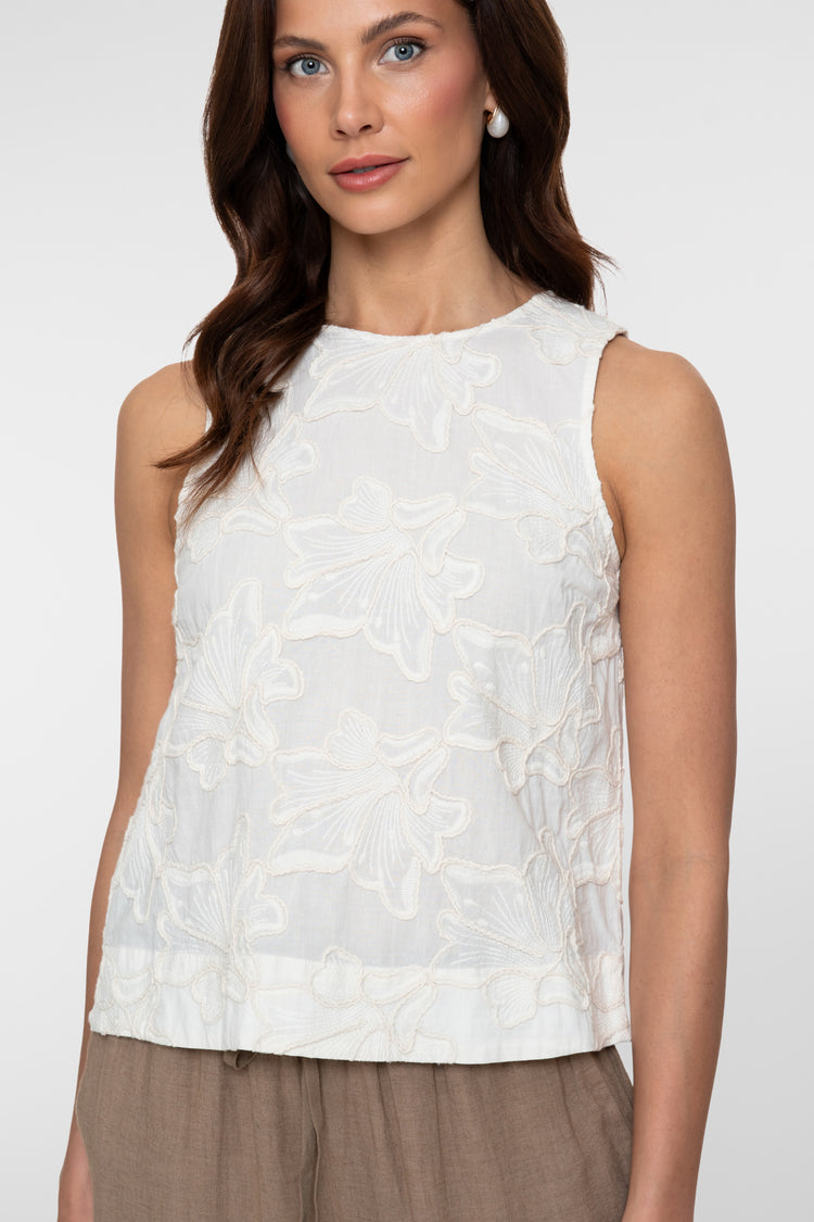 Geisha top met gestikte bloemdetails
