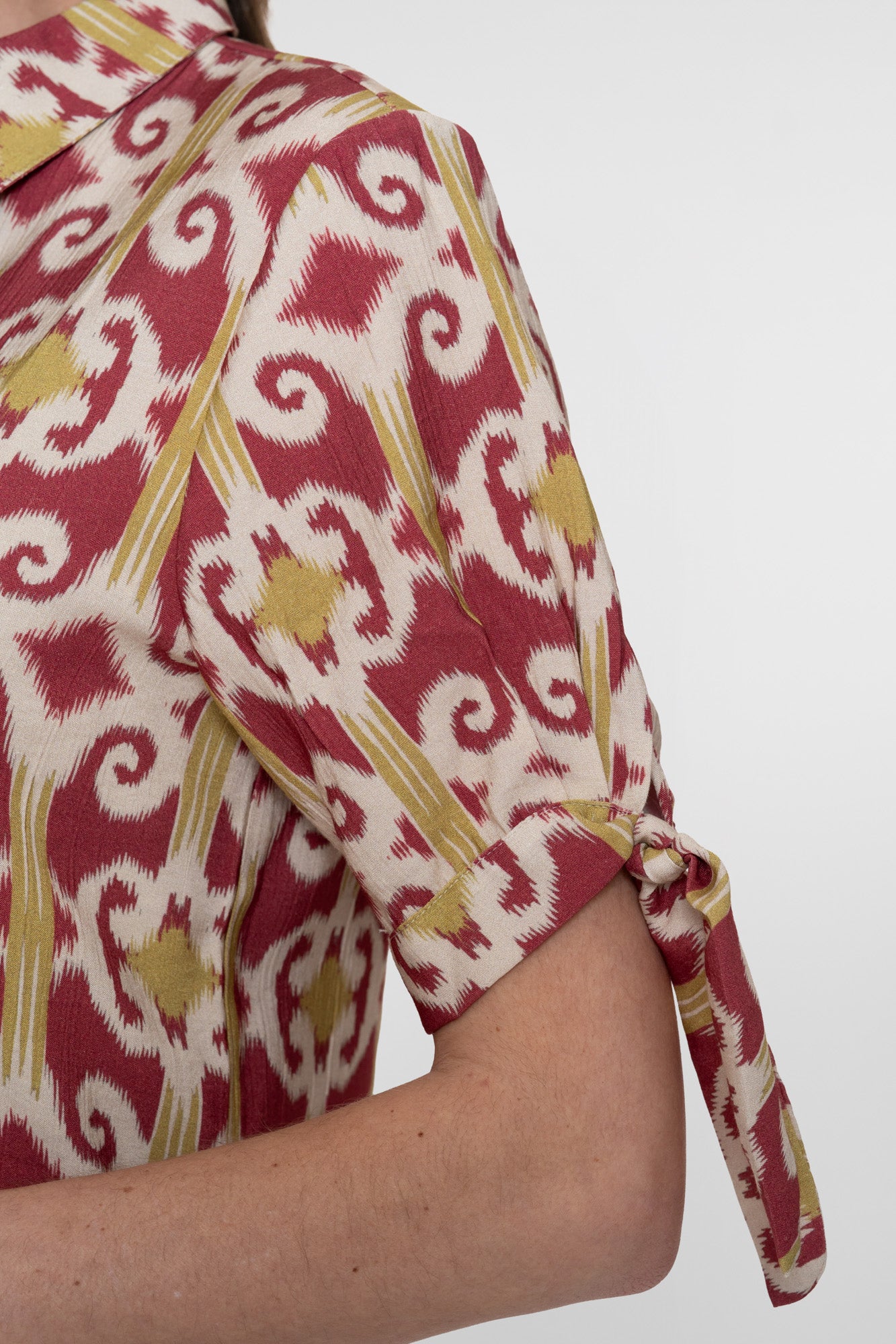 Geisha blouse met grafische print en speelse mouwdetails