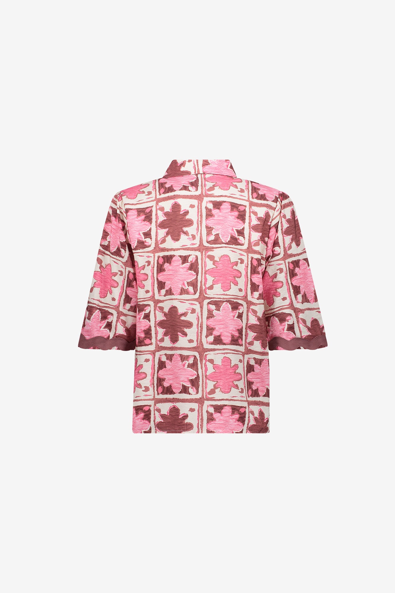 Geisha blouse met tile print en korte mouwen met detail