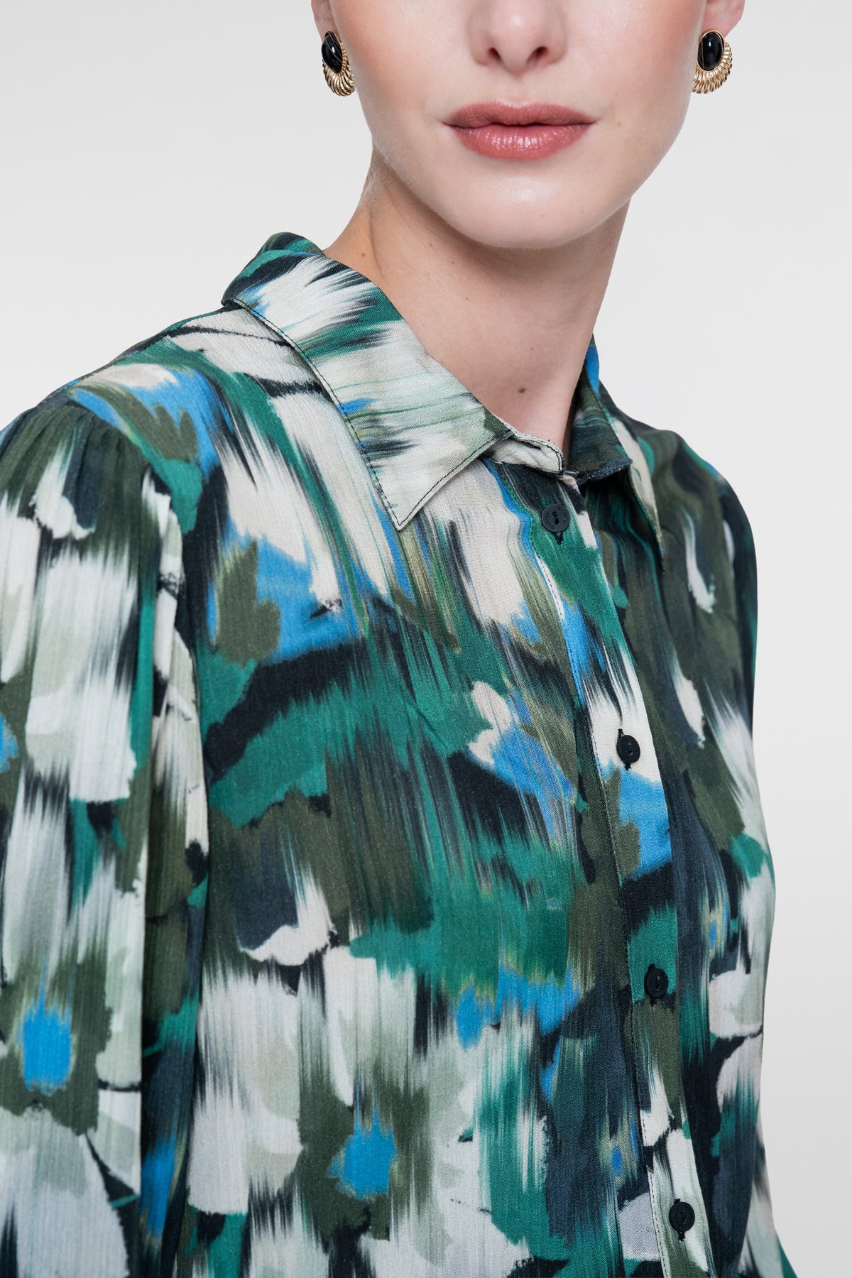 Geisha blouse met grafische bloemenprint en tape detail