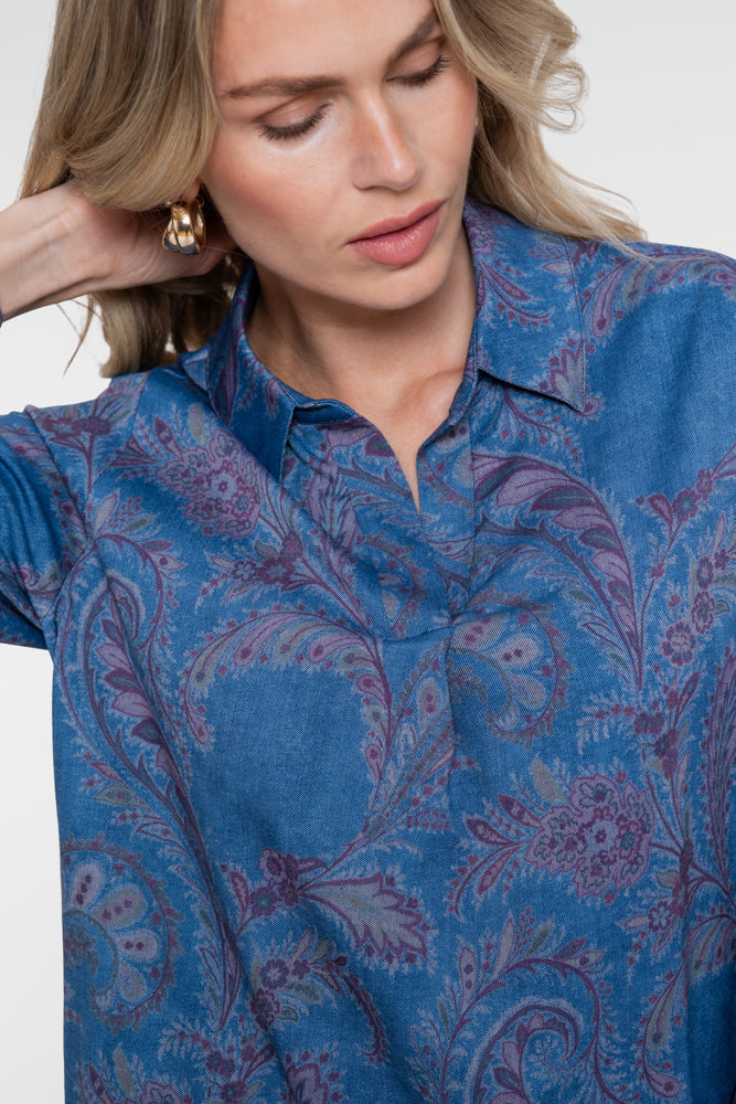 Geisha top met paisley bloemenprint en V-snit