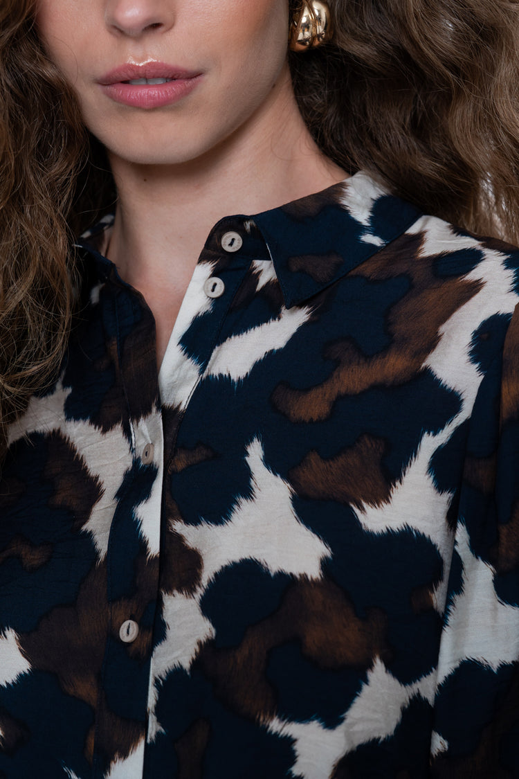 Geisha bestseller blouse met moderne cow print